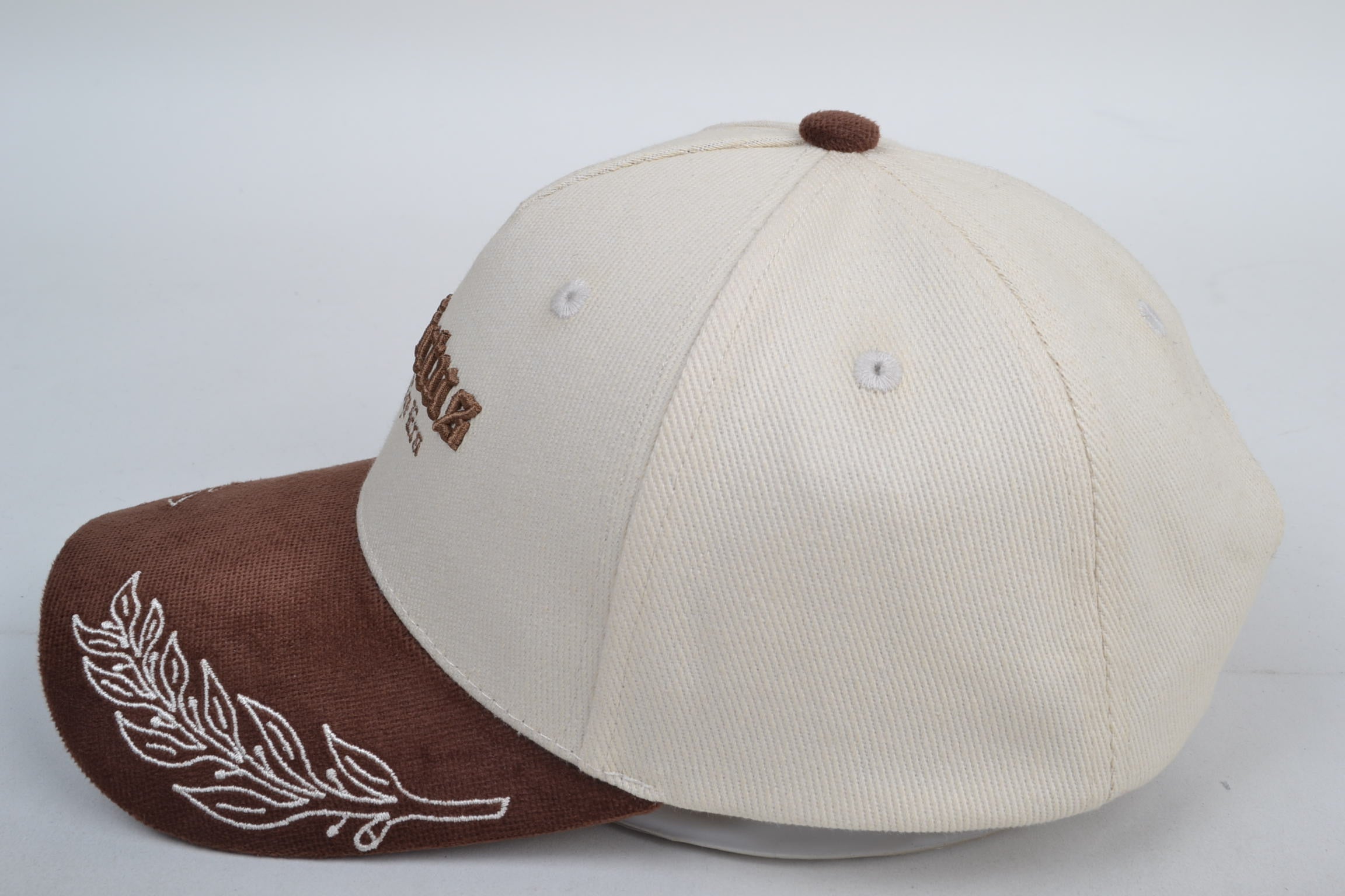 Invictus Embroidered Baseball Cap – Beige & Brown